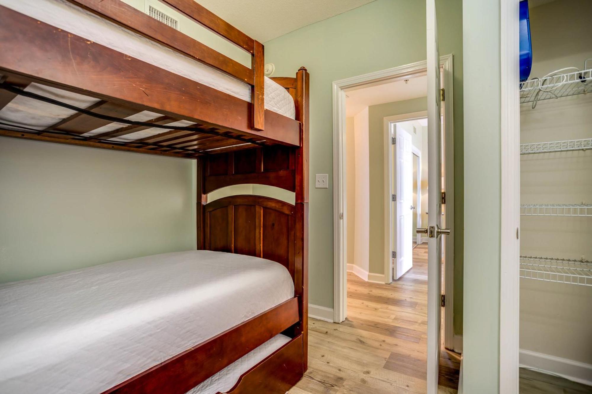 Seychelles Beach Resort IV Panama City Beach Room photo